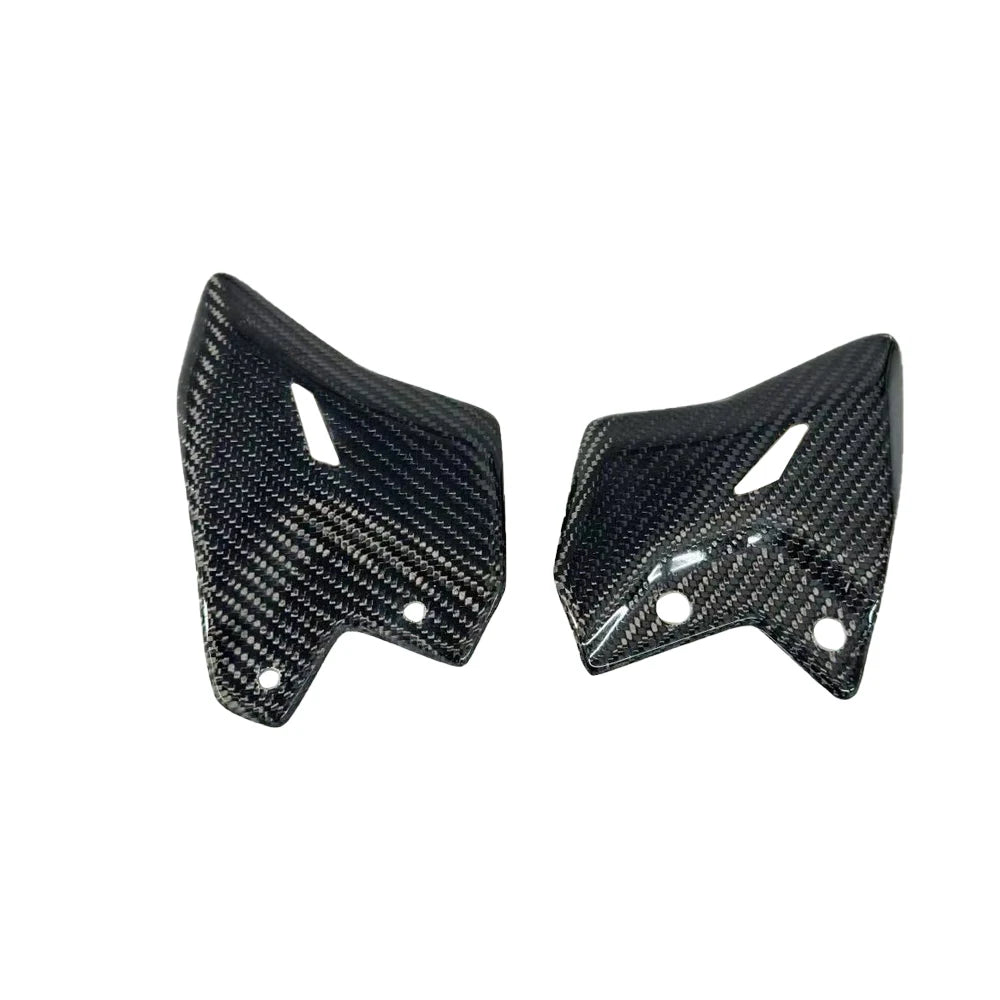 Suitable for Kawasaki Ninja 650-Z650 Motorcycle Accessories Rear Pedal Wing Board Carbon Fiber Rear Guard Board 2017-2024