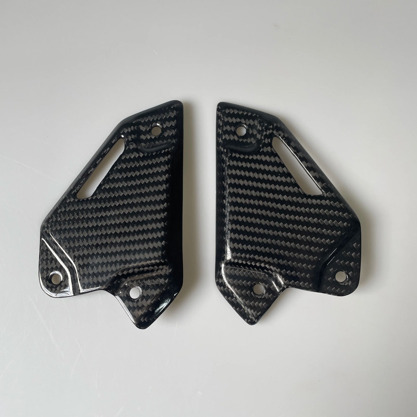 Z900 Carbon Fiber Motorcycle Accessories Footrest Heel Guard Cover for KAWASAKI Z900 2017-2023 Rearsets Foot Rest Peg Protector