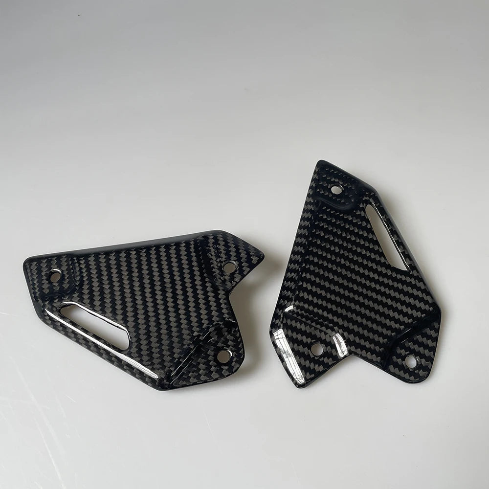 Z900 Carbon Fiber Motorcycle Accessories Footrest Heel Guard Cover for KAWASAKI Z900 2017-2023 Rearsets Foot Rest Peg Protector