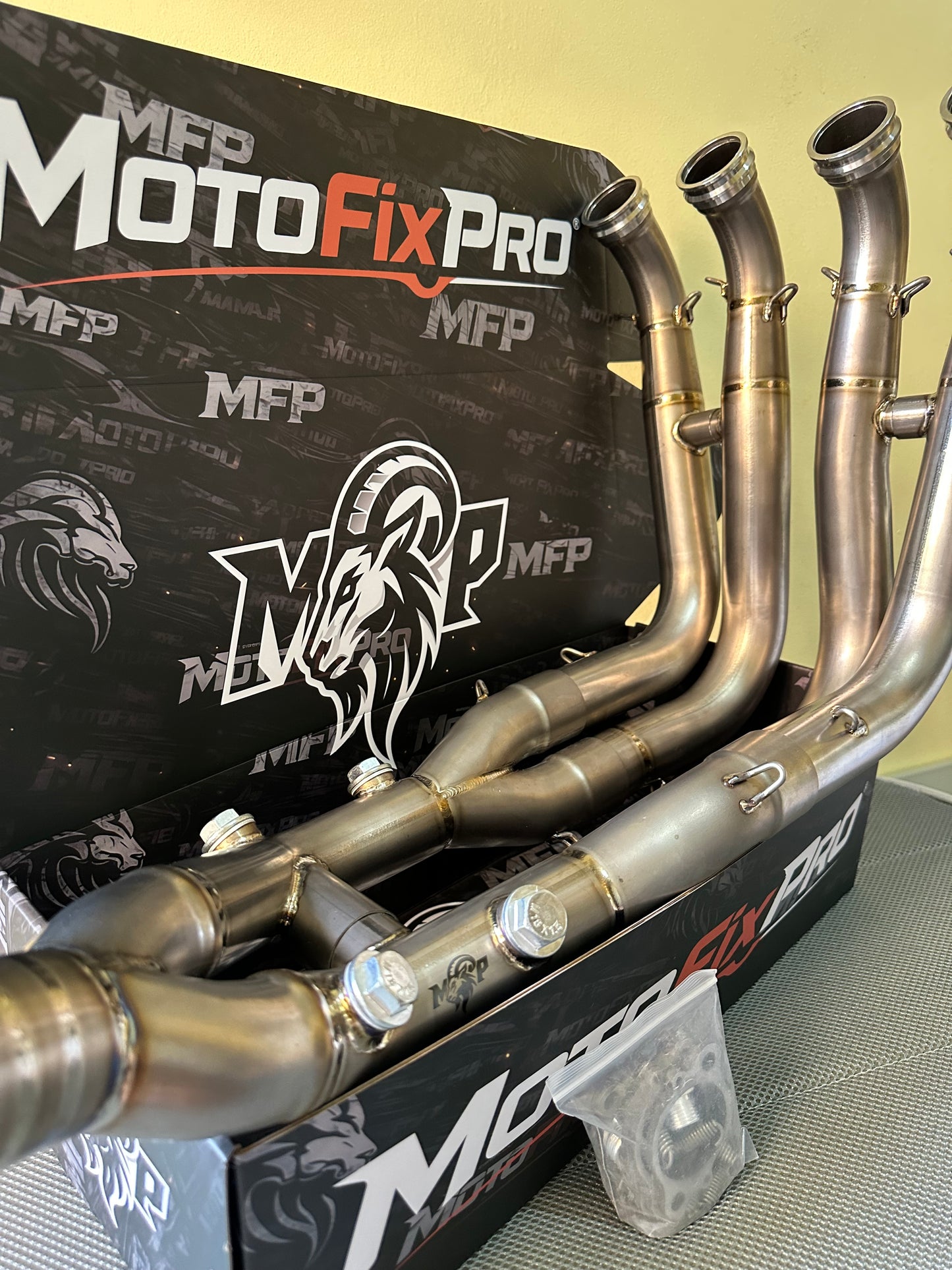 Colectores titanio s1000rr